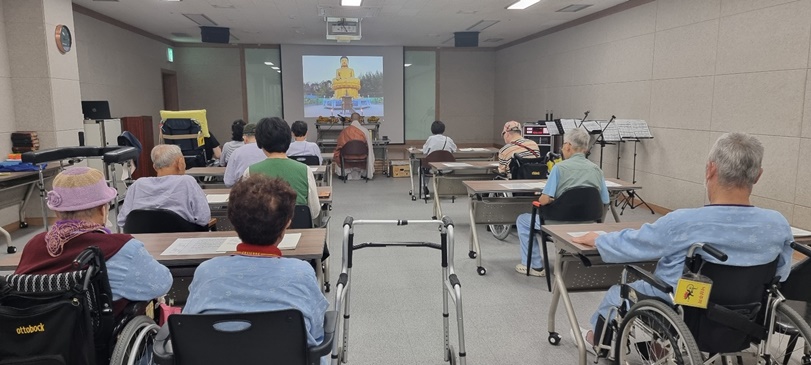 821목 예불행사.jpg